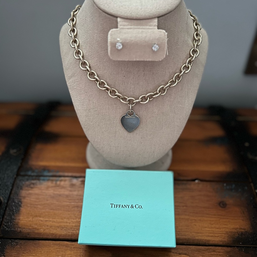 Vintage Tiffany & Co blank heart tag 15.5 chain necklace hard to find